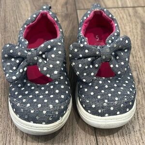 Wonder Nation Toddler Shoes - Size 5